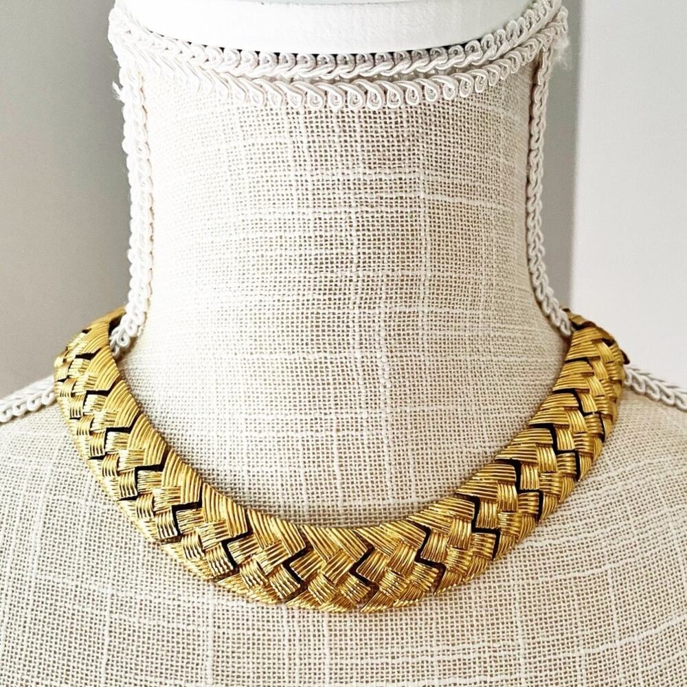 Napier Vintage 80's RARE Gold-Plated Brass Basket Weave Design Collar Necklace